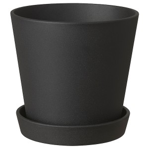 IKEA SMULGUBBE plant pot with saucer, indoor/outdoor black, 8 ¼ in, Ikea Outlet | 8751BMLJV